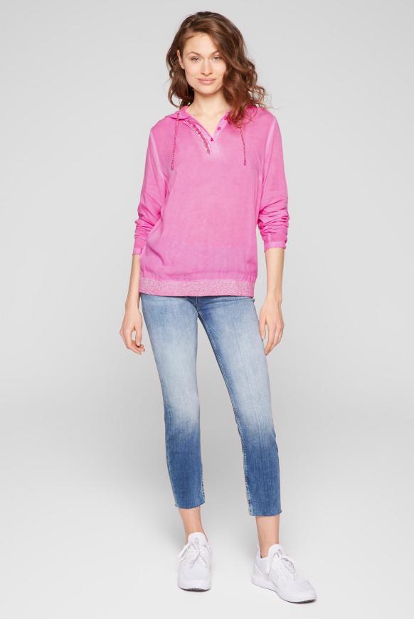 Bluse mit Kapuze und Rücken-Artwork