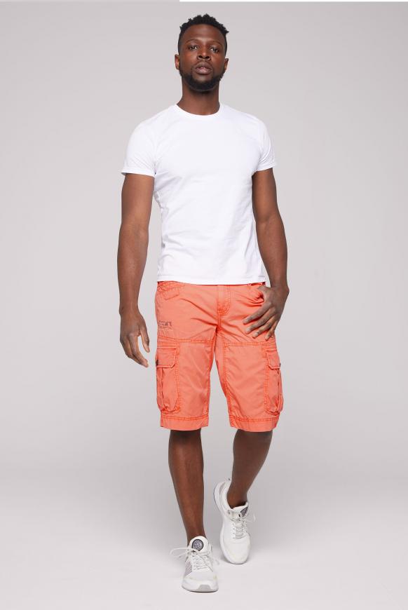 Cargo Shorts mit Tapes und Label Prints
