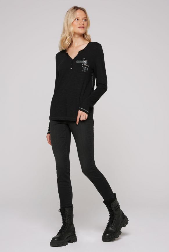 Henley-Langarmshirt mit Rücken-Artwork