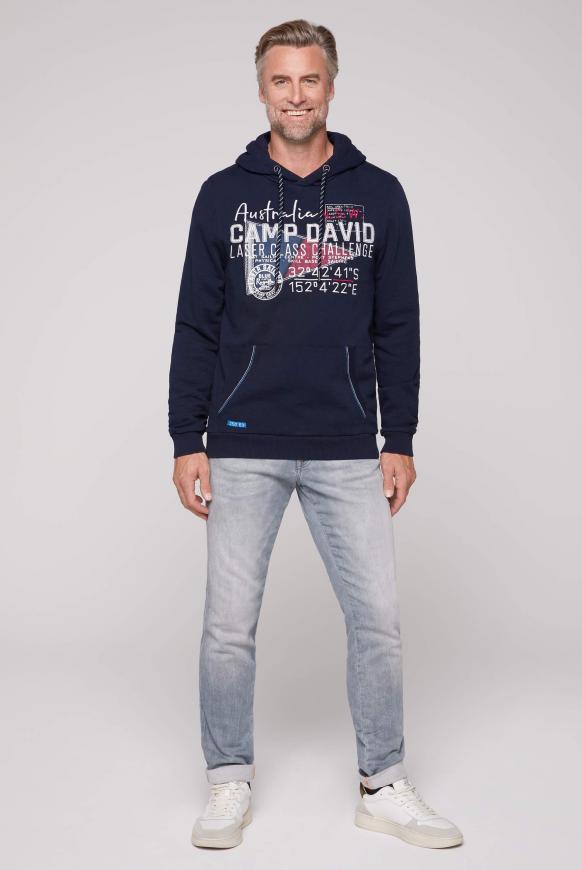 Hoodie mit Logo-Applikationen