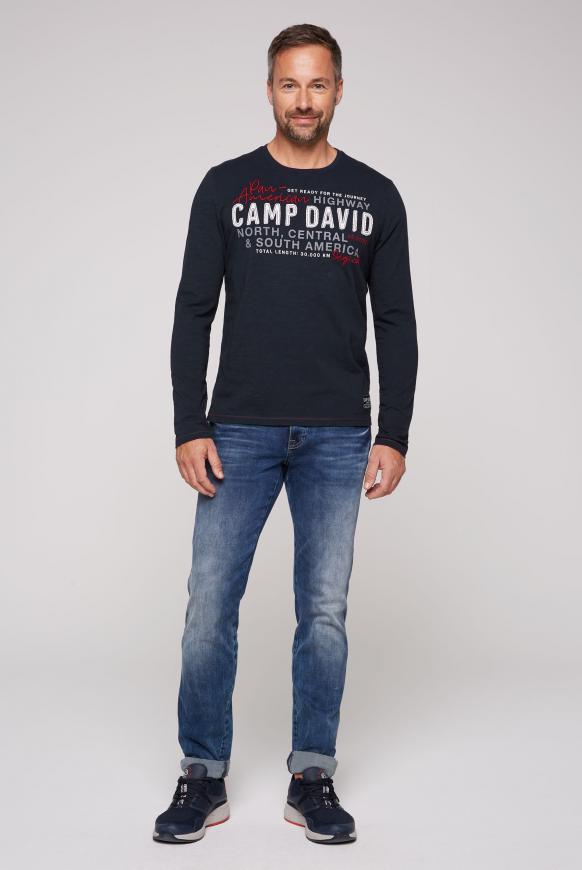 Langarmshirt mit Label-Applikationen