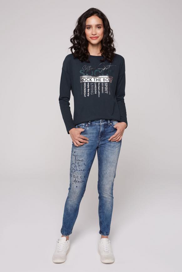Langarmshirt mit U-Boot-Ausschnitt und Artwork