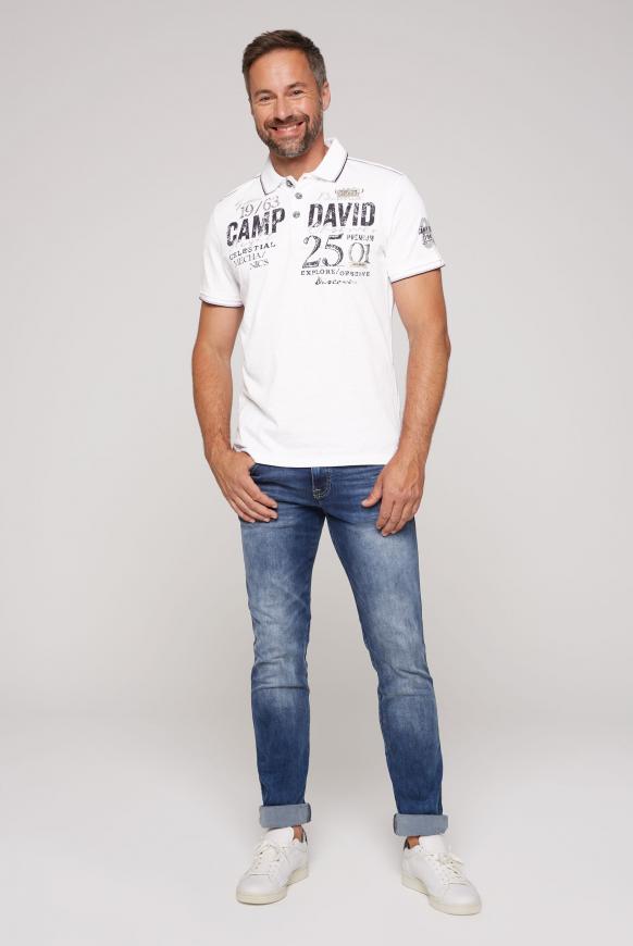 Poloshirt mit Label-Applikationen