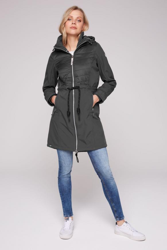 Softshell-Parka mit Stepppartien und Prägedruck