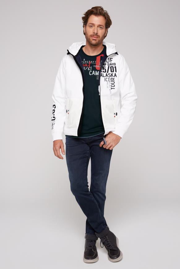 Softshelljacke im Materialmix mit Artworks