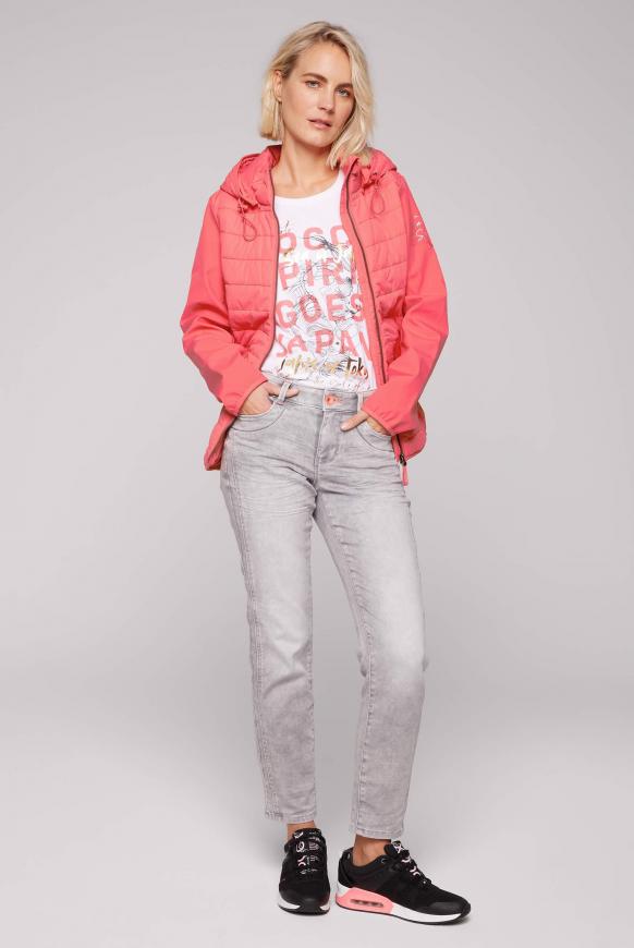 Softshelljacke mit Stepppartien und Kapuze