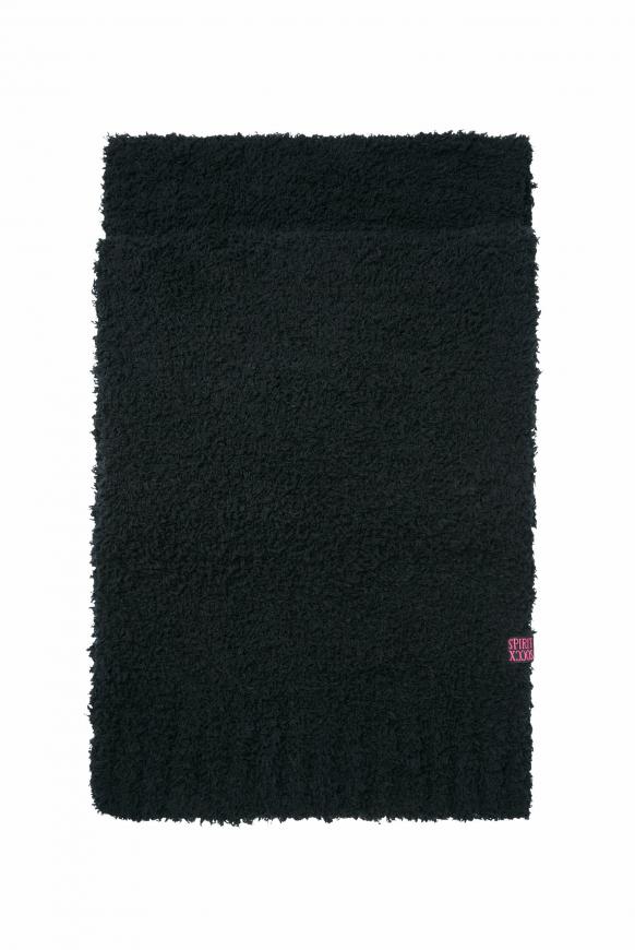 Strickschal in Sherpa-Optik