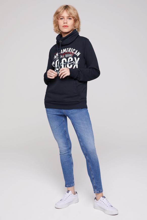 Sweatshirt mit hohem Kragen und Artwork