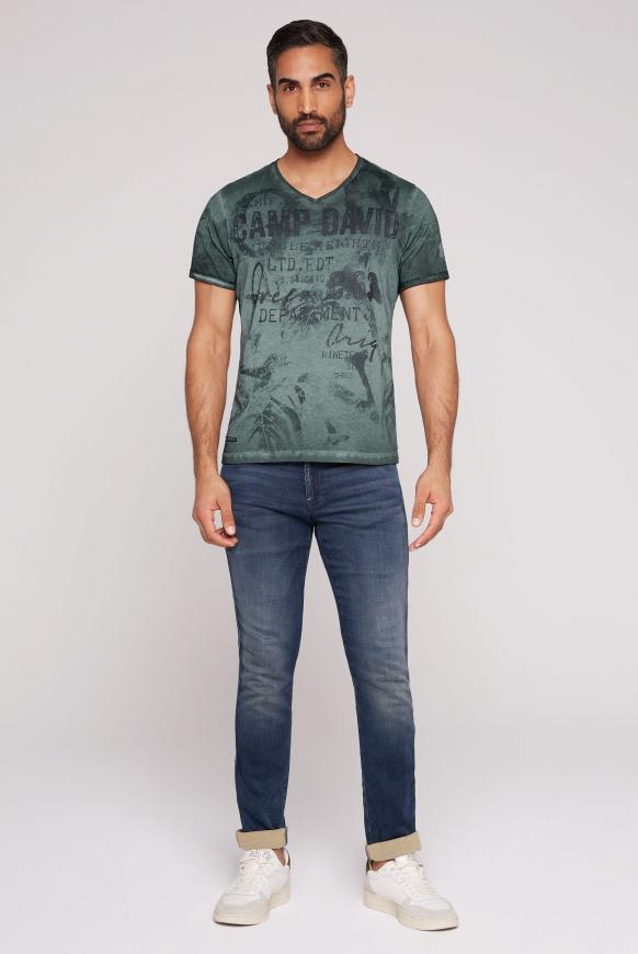T-Shirt mit V-Neck und All Over Print