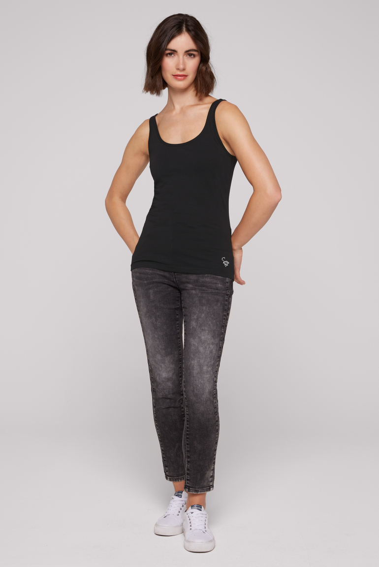 Basic Top mit  Mini Logo Print