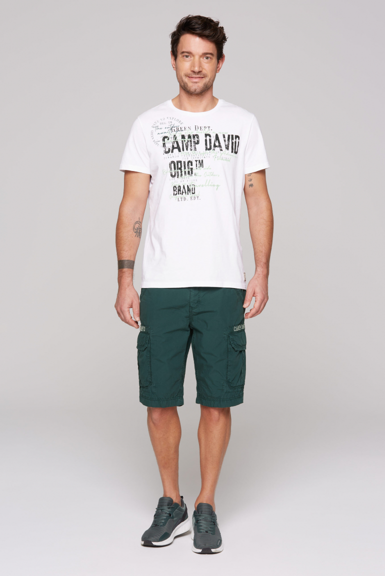 Cargo Shorts mit tonigen Tapes und Stickereien