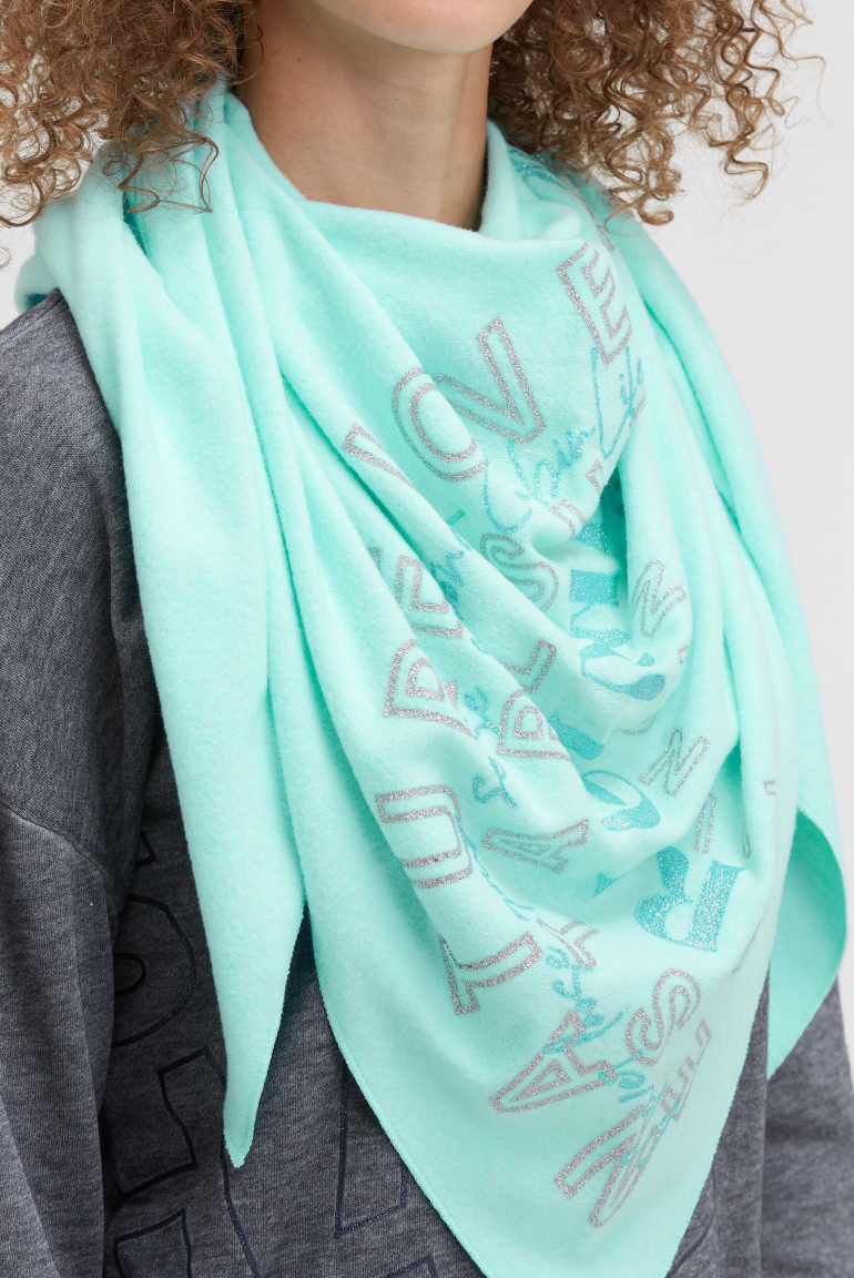 Dreieckstuch aus Flauschstrick mit Glitter Print