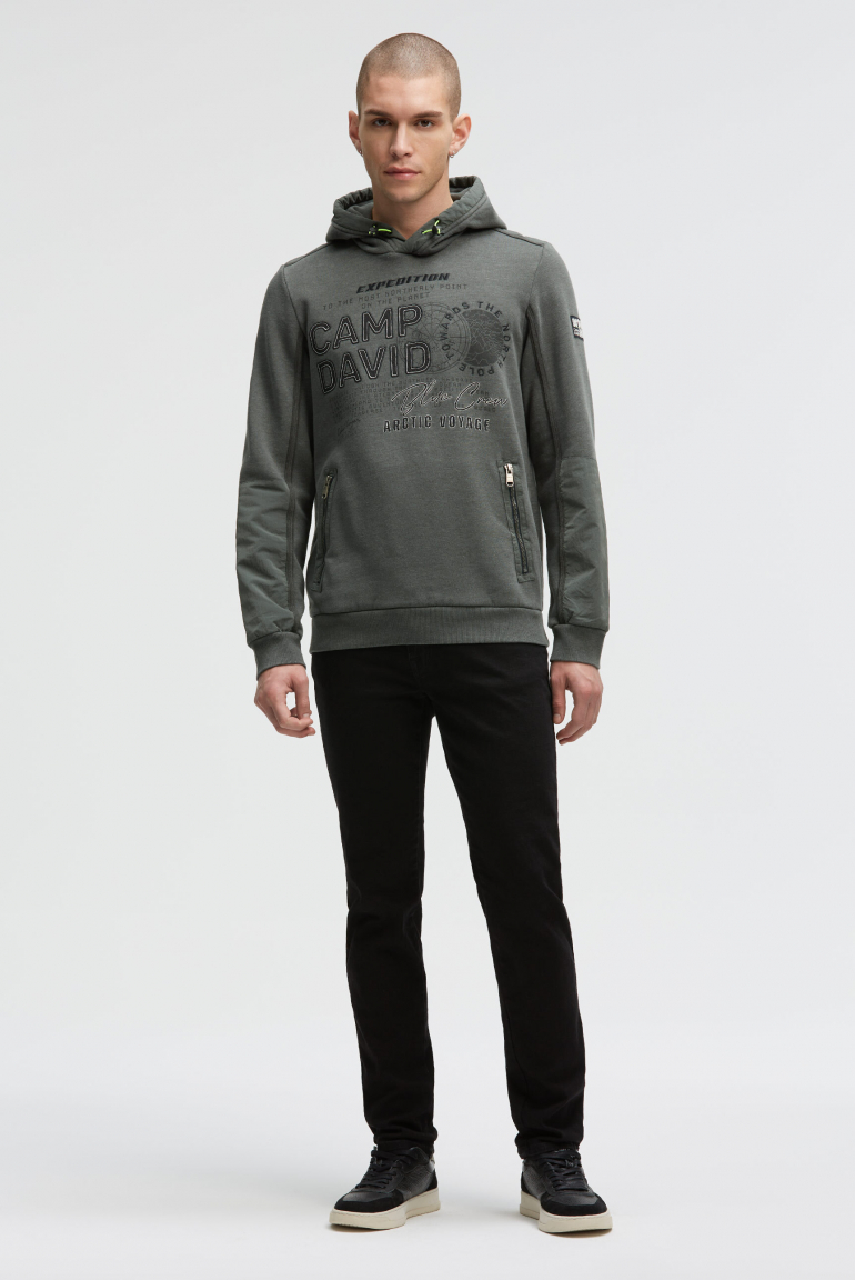 Hoodie im Materialmix mit Zippertaschen