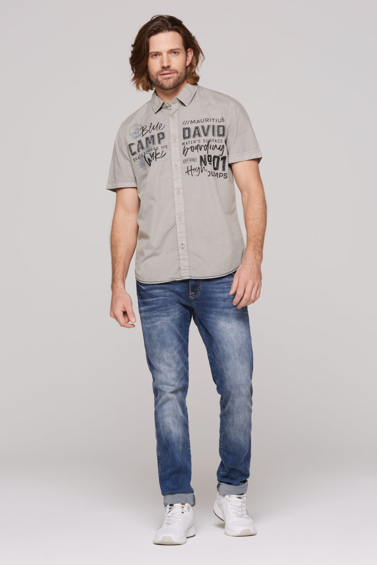 Kurzarmhemd mit Label Prints