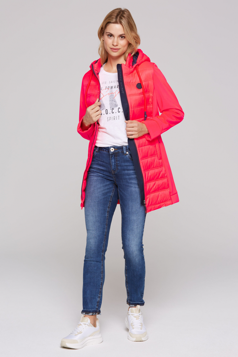 Lange Softshelljacke mit Stepp-Partien
