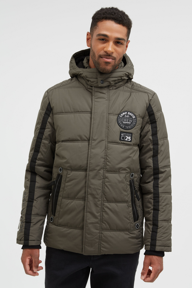 Lange Steppjacke mit Kapuze und Rücken-Artwork