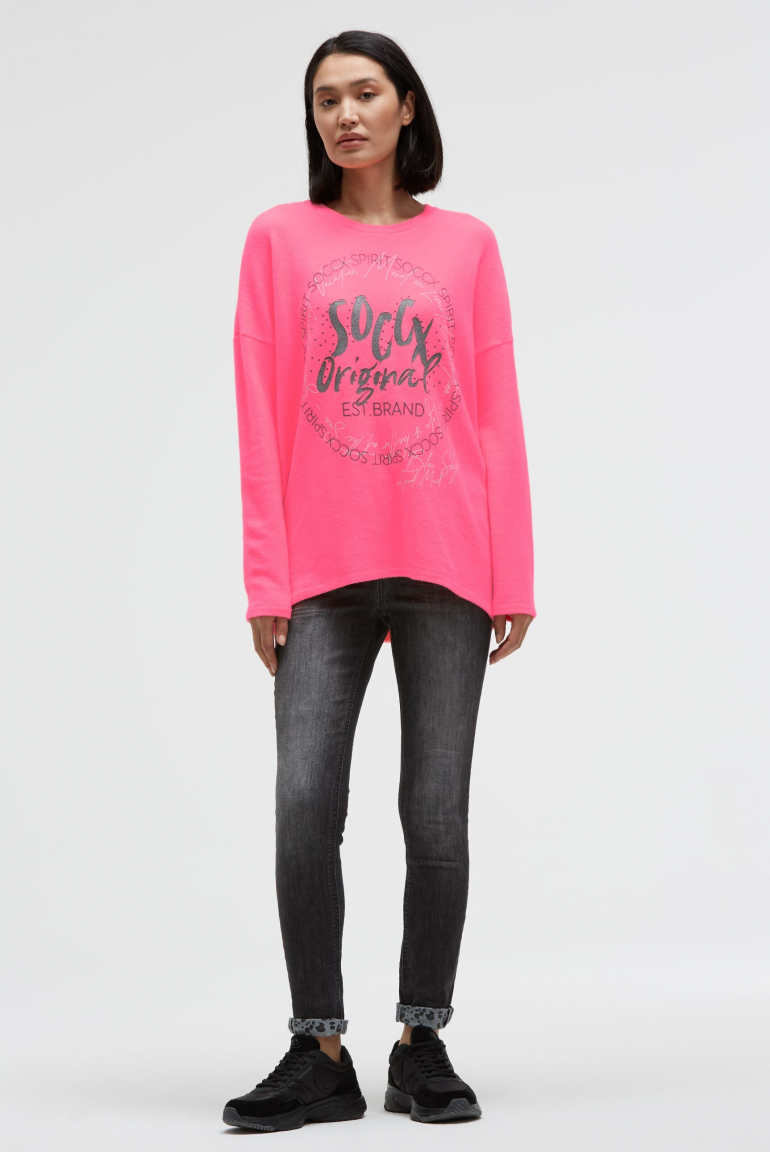 Pullover aus Flauschstrick mit Glimmer Gel Print