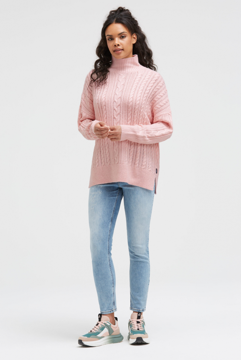 Pullover mit Zopfmuster und Stehkragen