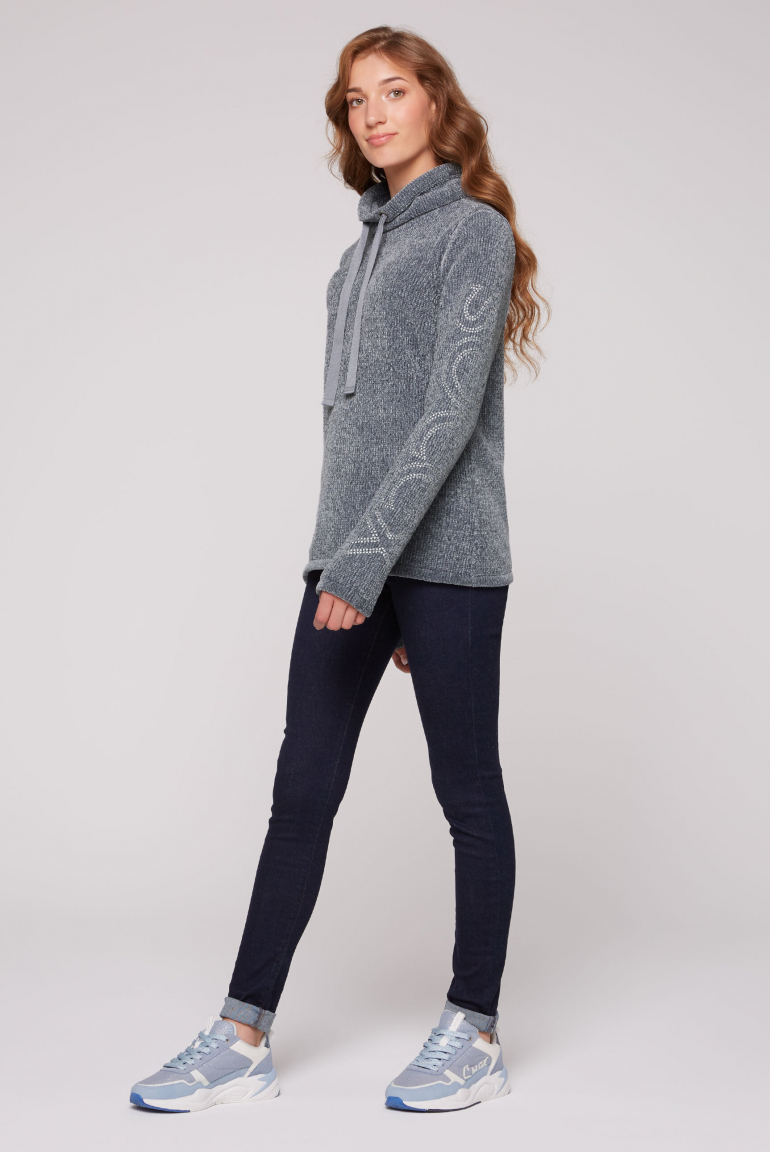 Rollkragenpullover in Chenillestrick mit Logo Prints