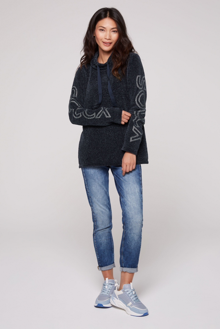 Rollkragenpullover in Chenillestrick mit Logo Prints