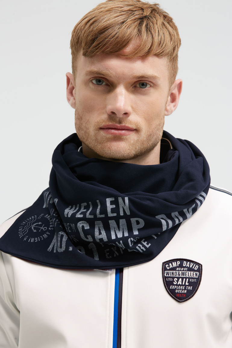 Schal aus Jersey mit Label Print