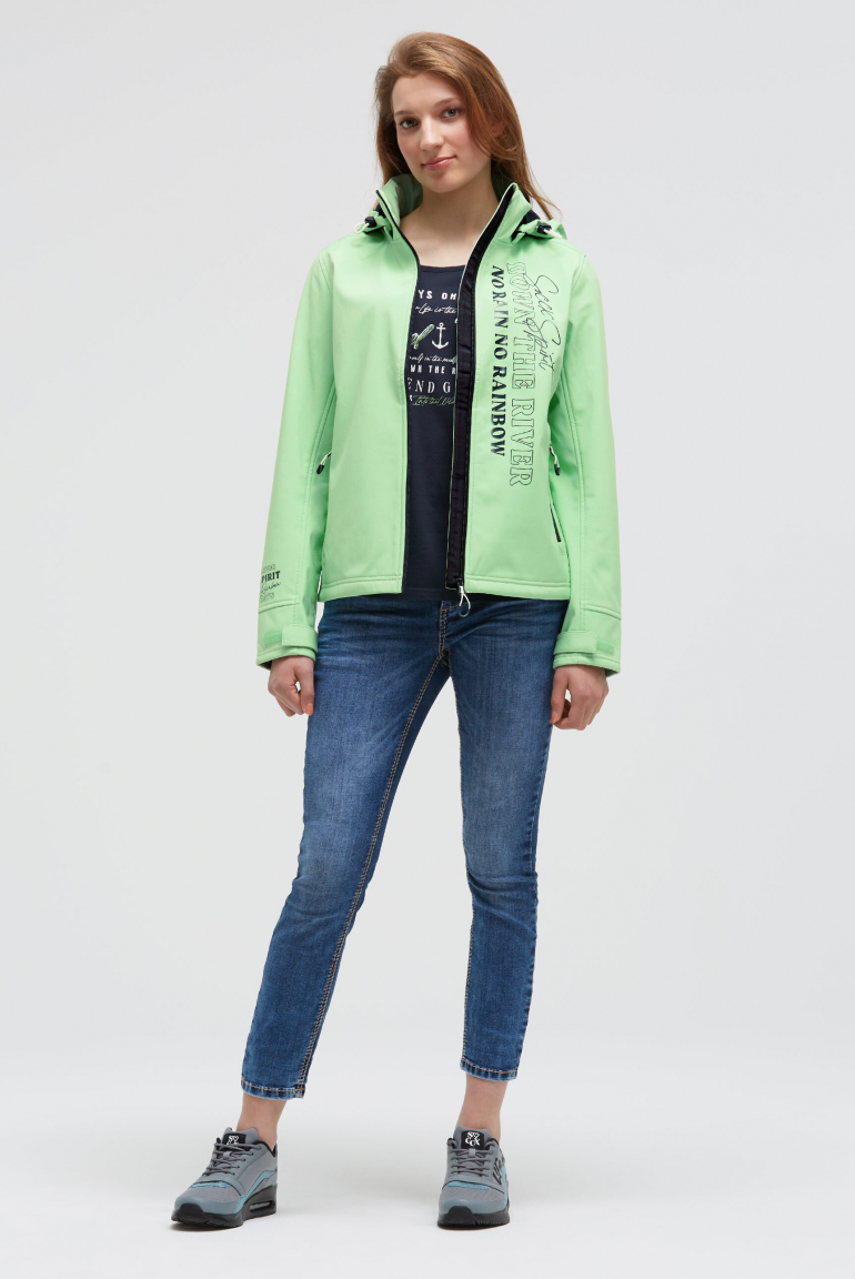 Softshelljacke mit Kapuze und Glossy Prints