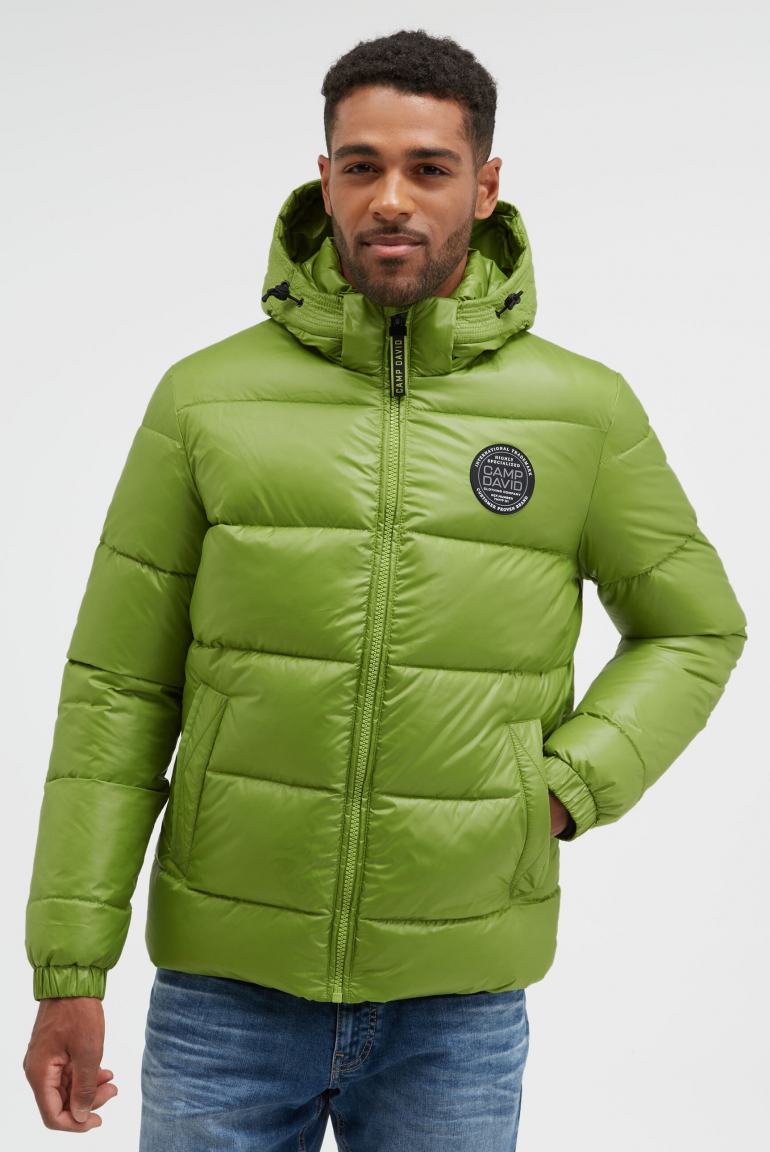 Steppjacke mit Kapuze und Rücken-Print