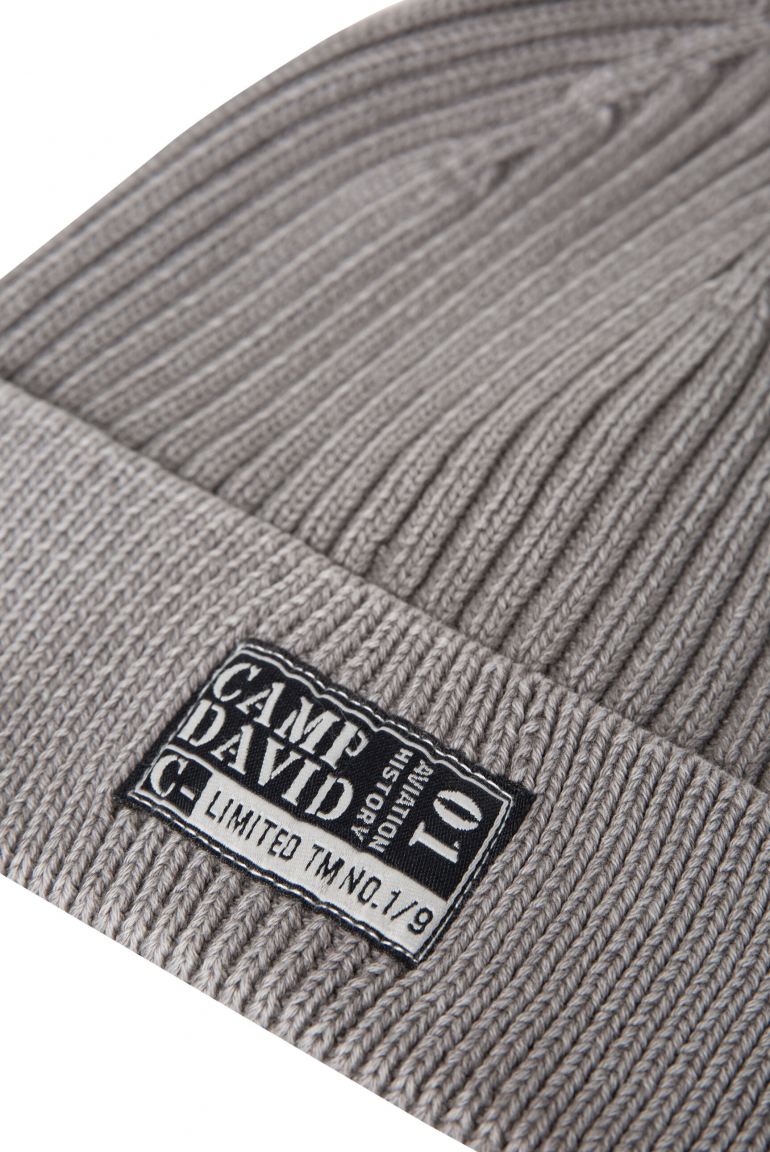 Strickmütze Stone Washed mit Label Patch