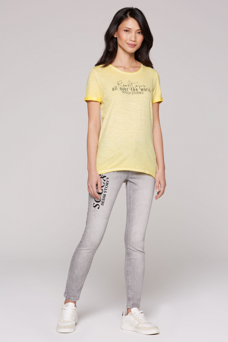 T-Shirt im Used Look mit Label Prints