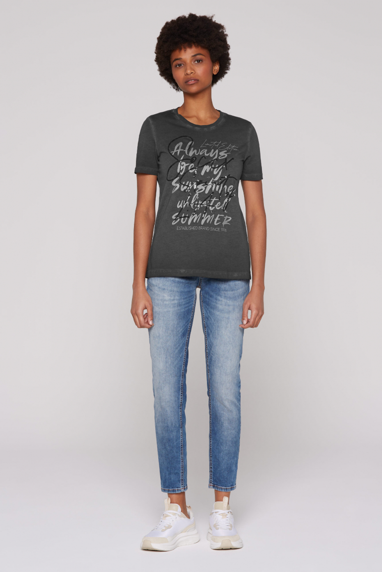 T-Shirt Inside Oil Dyed mit Pailletten-Wording
