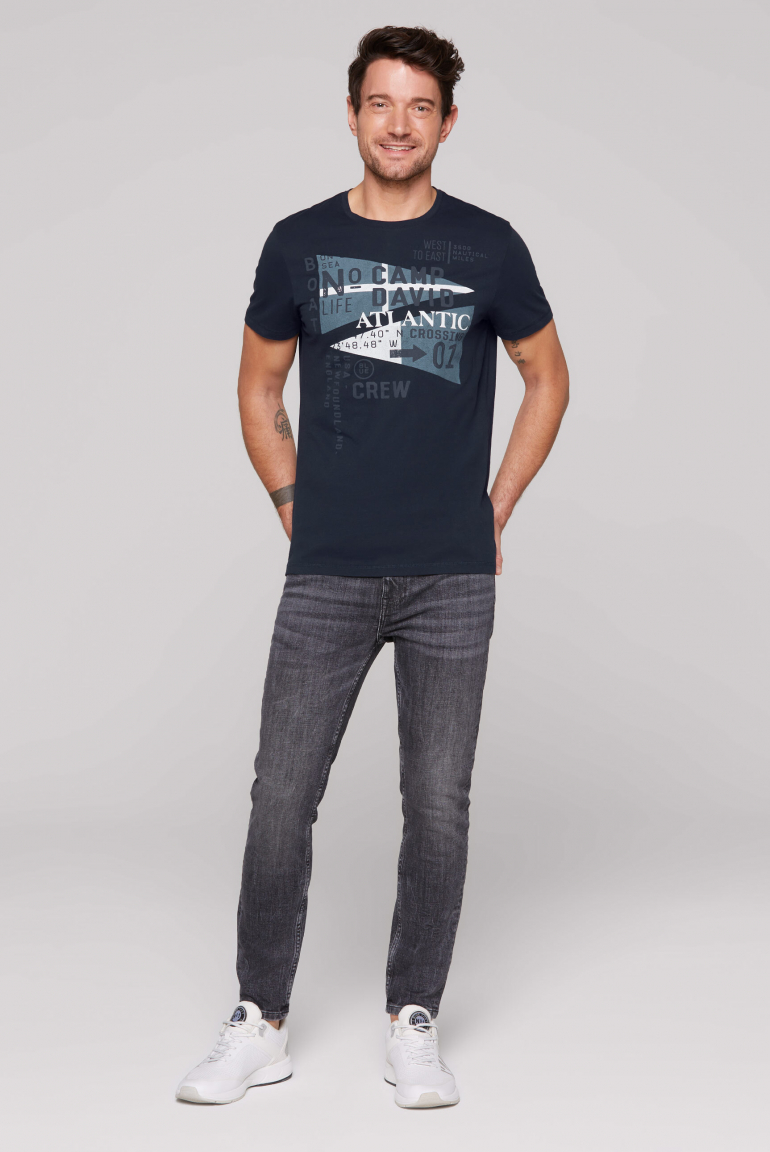 T-Shirt mit Label Prints