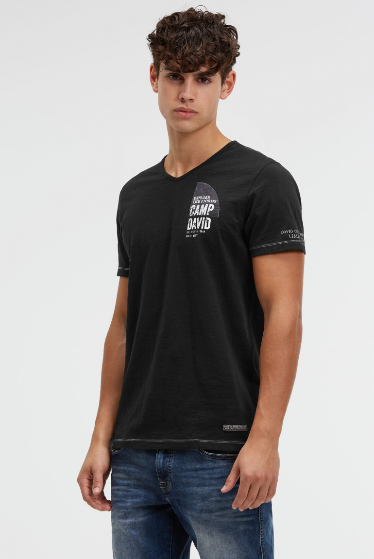 T-Shirt mit V-Neck und Back-Photoprint