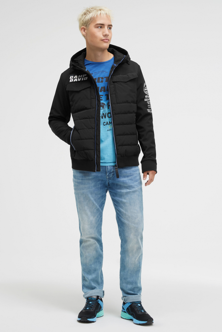 Winter-Blouson im Materialmix mit Rücken-Print