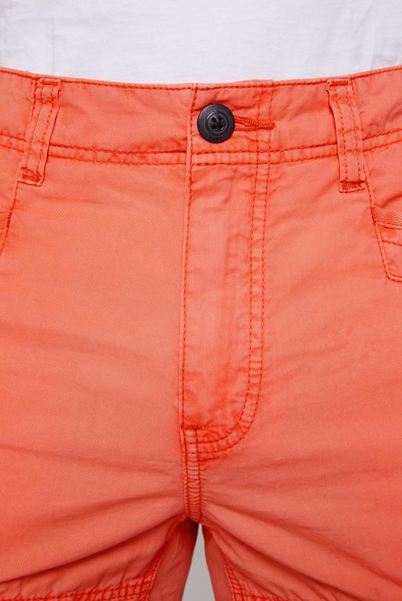 Cargo Shorts mit Tapes und Label Prints
