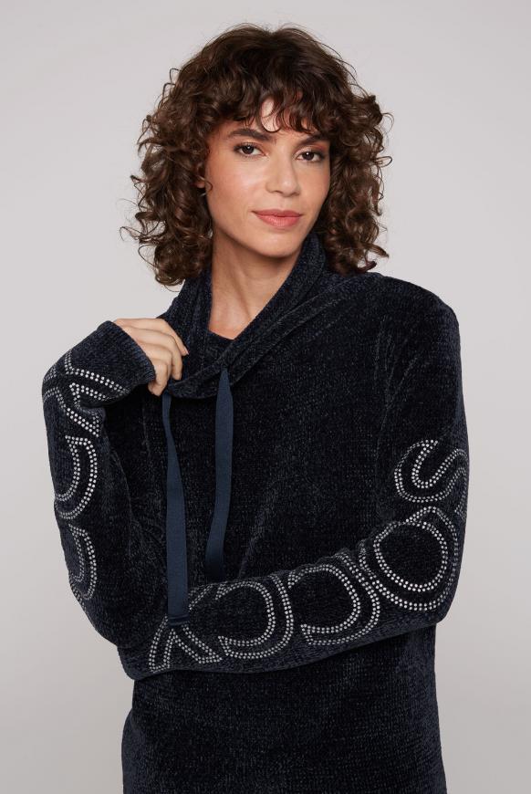 Chenille-Pullover mit Rollkragen und Logo
