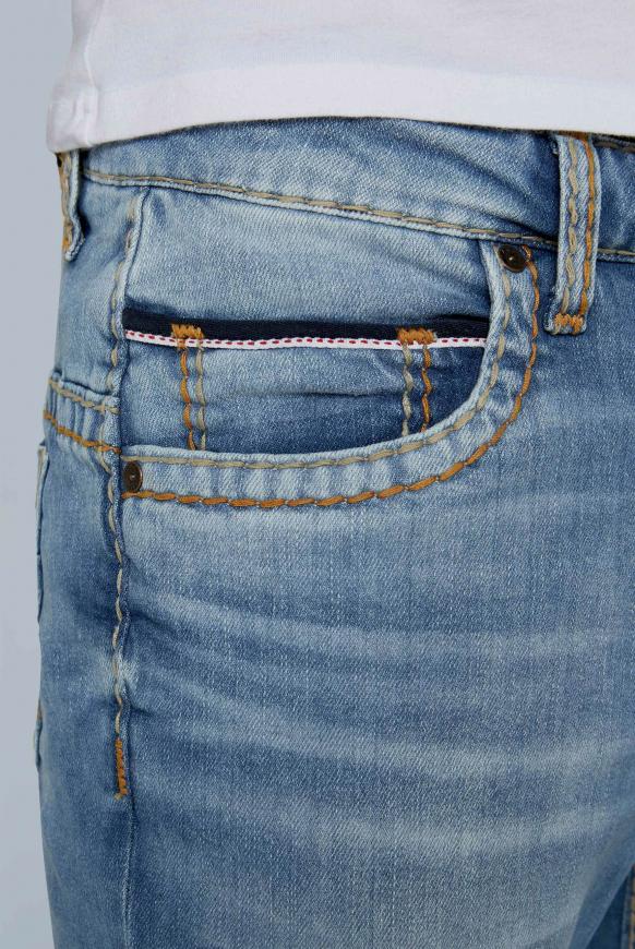 Comfort Fit Jeans CO:NO im Retro Style