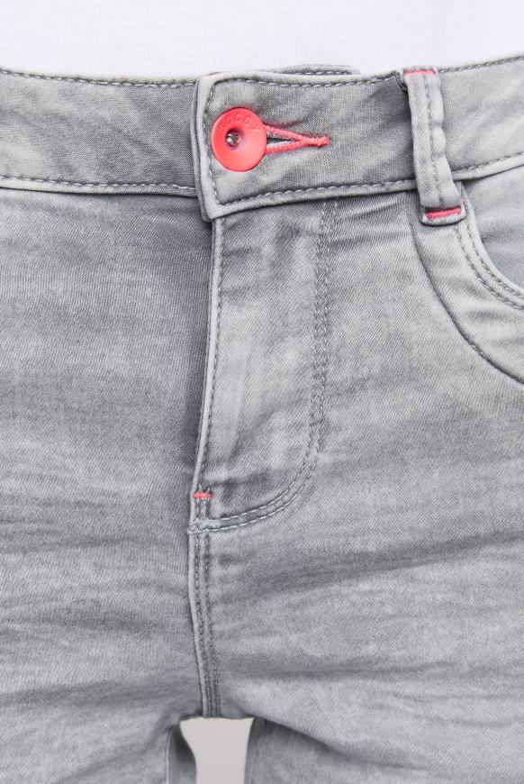 Jeans CH:AR mit geradem Bein