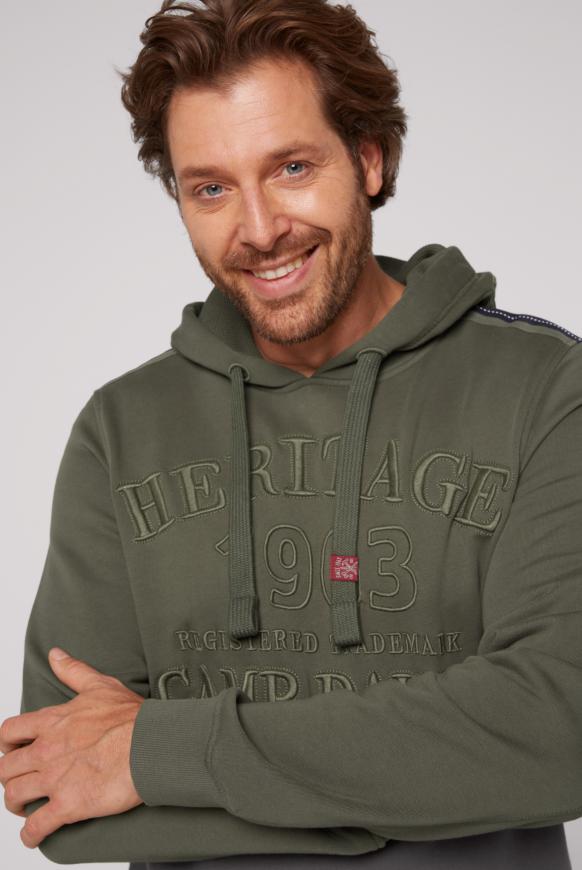 Kapuzensweatshirt mit 3D-Stickereien