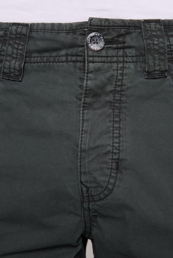 Kurze Cargo Shorts mit Seitentapes