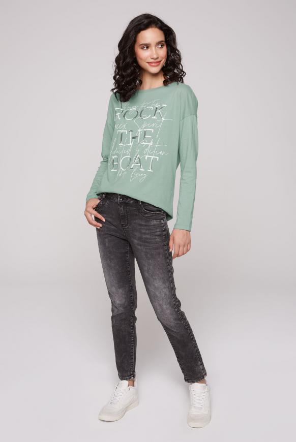 Langarmshirt mit U-Boot-Ausschnitt und Artwork