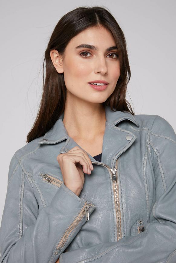 Lederjacke im Biker-Stil