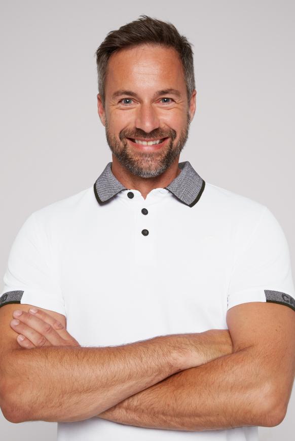 Pikee-Polo mit Two-Tone-Details