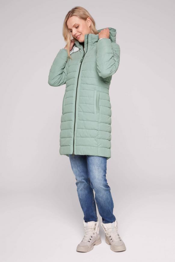 Shaped Parka mit abtrennbarer Kapuze