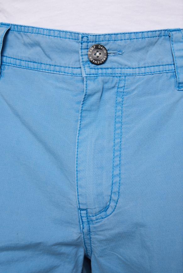 Skater Shorts mit Tapes, Prints und Stickereien