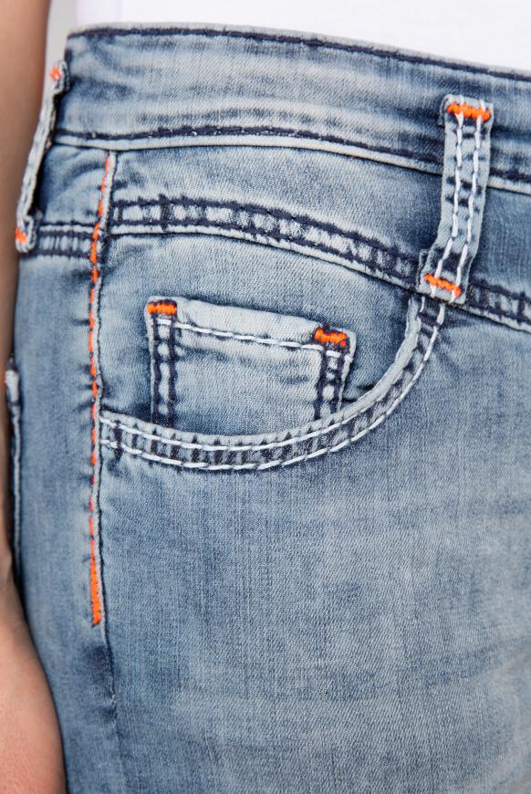 Slim Fit Jeans KI:RY mit Doppelknopf