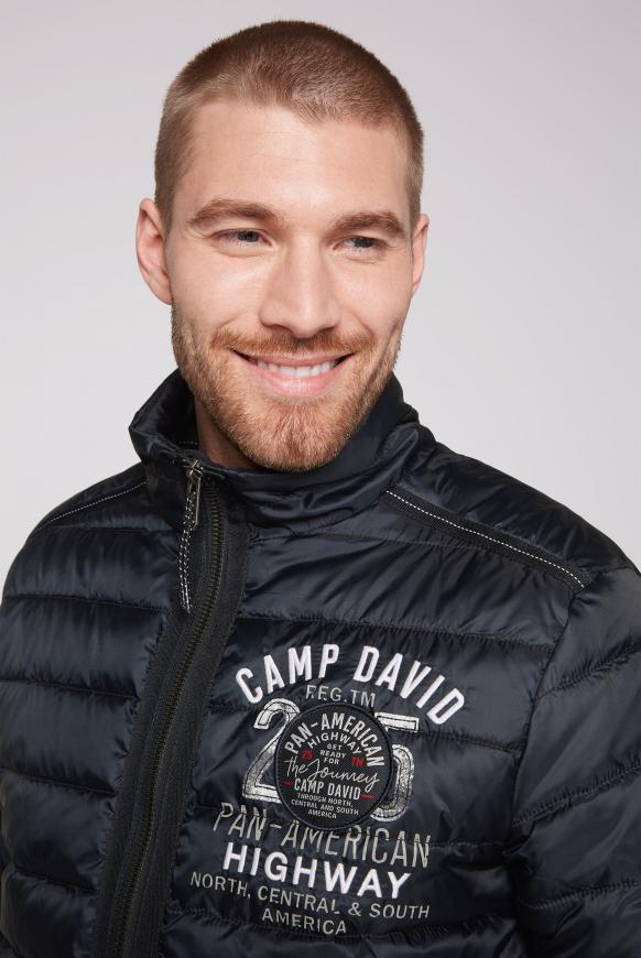 Steppjacke mit Rücken-Artwork