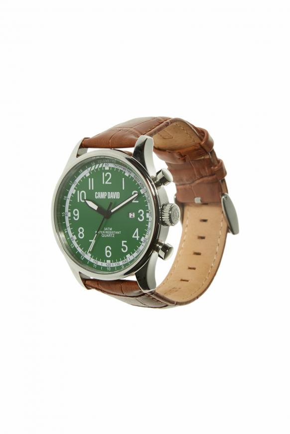 Uhr aus Stahl mit strukturiertem Lederarmband