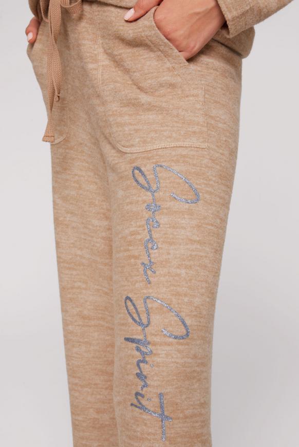 Weite Hose aus Strickfleece mit Logo