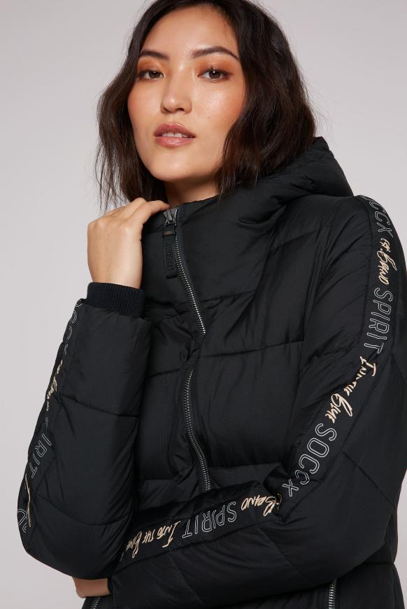 Winterjacke mit Kapuze und Logo-Tapes