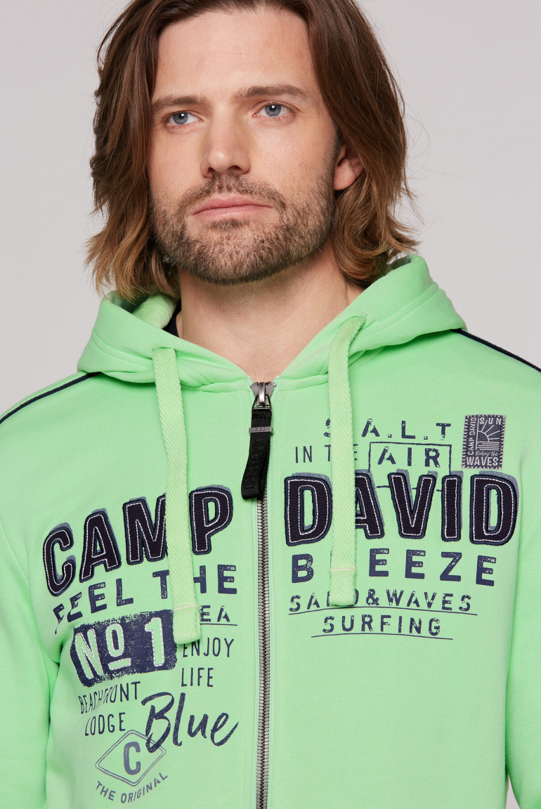 Kapuzensweatjacke mit Logo-Applikationen